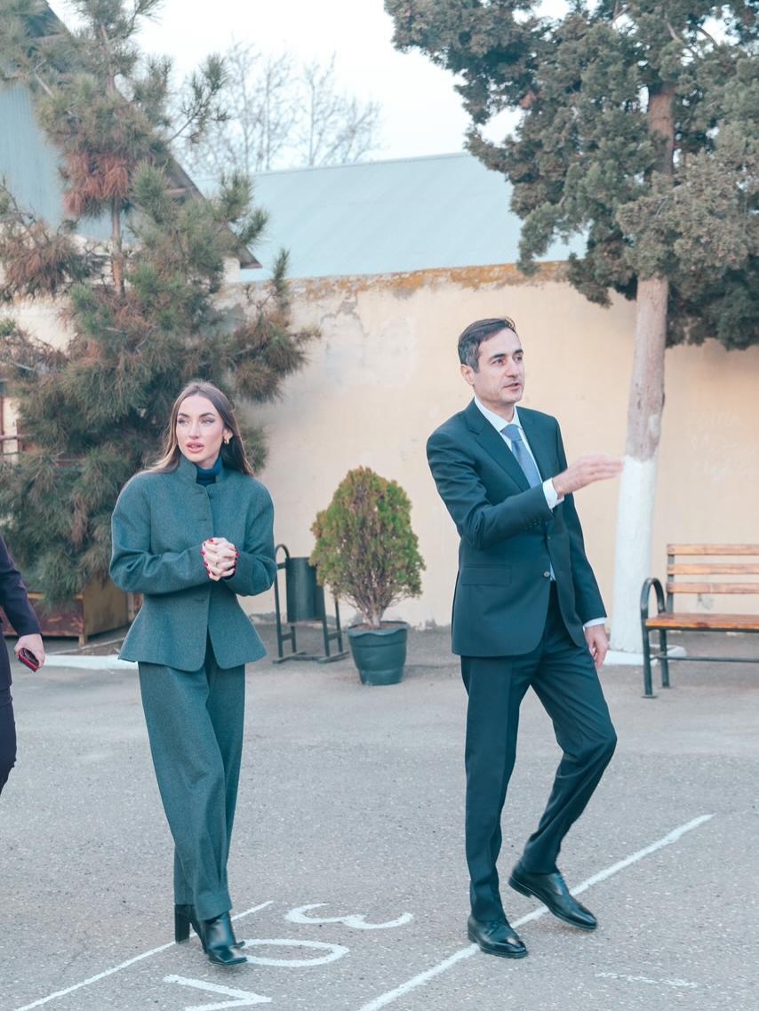 Prezidentin qızı və gəlini bu müəssisələri ziyarət etdilər - FOTOLAR